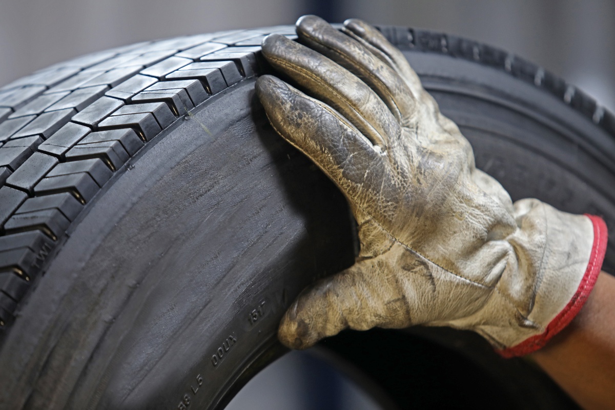Tyre Retreading & Repairs Service